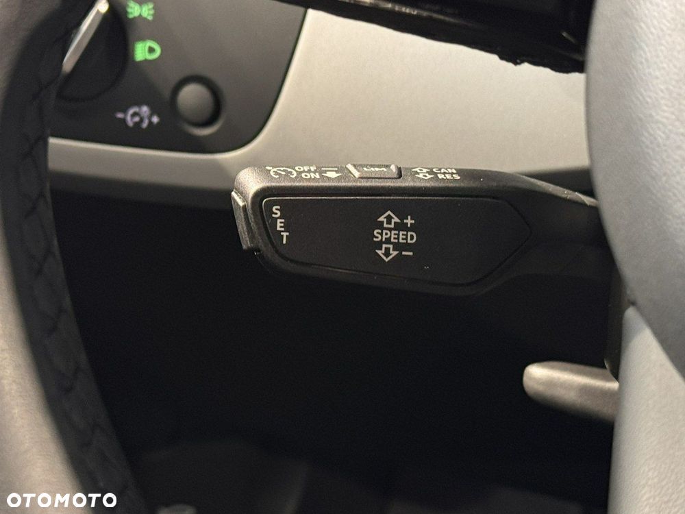 Audi A4 Limousine - 20