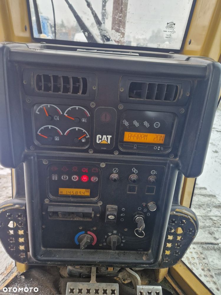 Caterpillar D6NXL - 10