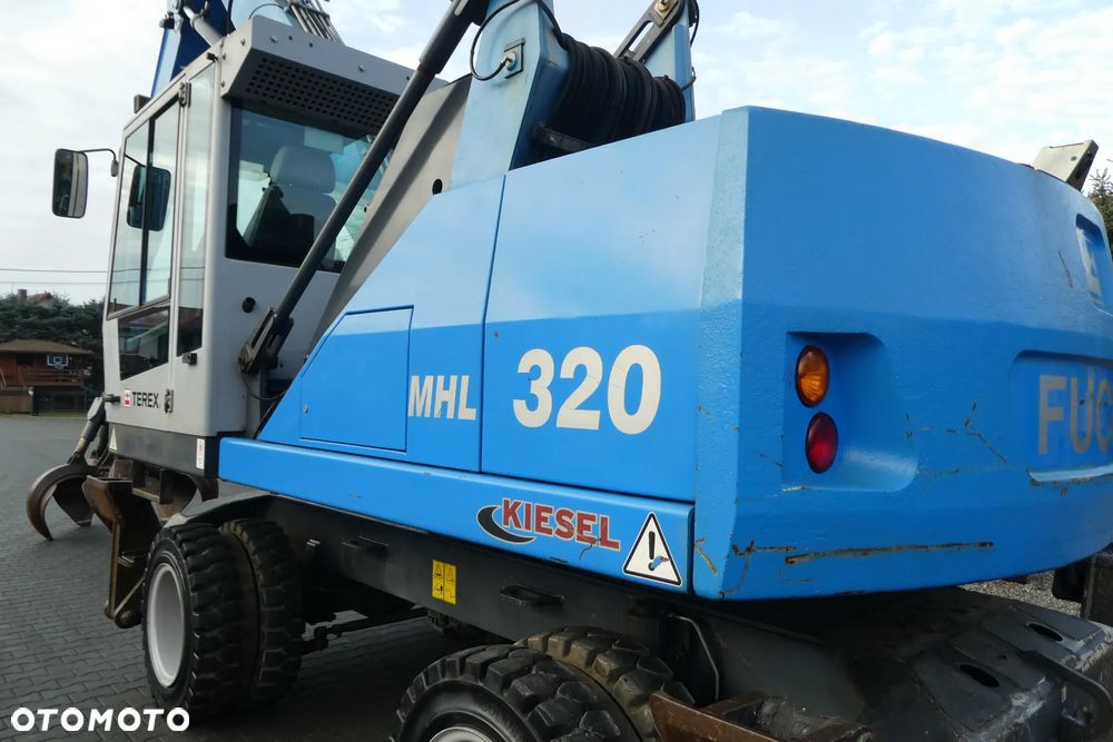 Fuchs MHL 320 Z NIEMIEC PRZEŁADUNKOWY - 10