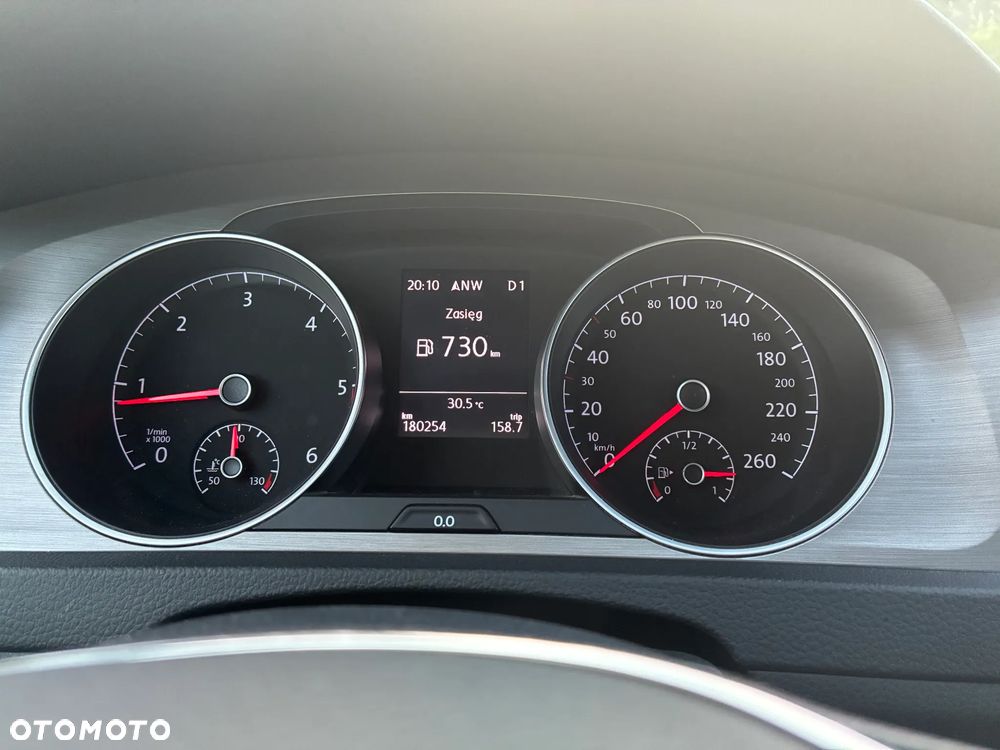 Volkswagen Golf Variant 2.0 TDI (BlueMotion Technology) DSG Comfortline - 12