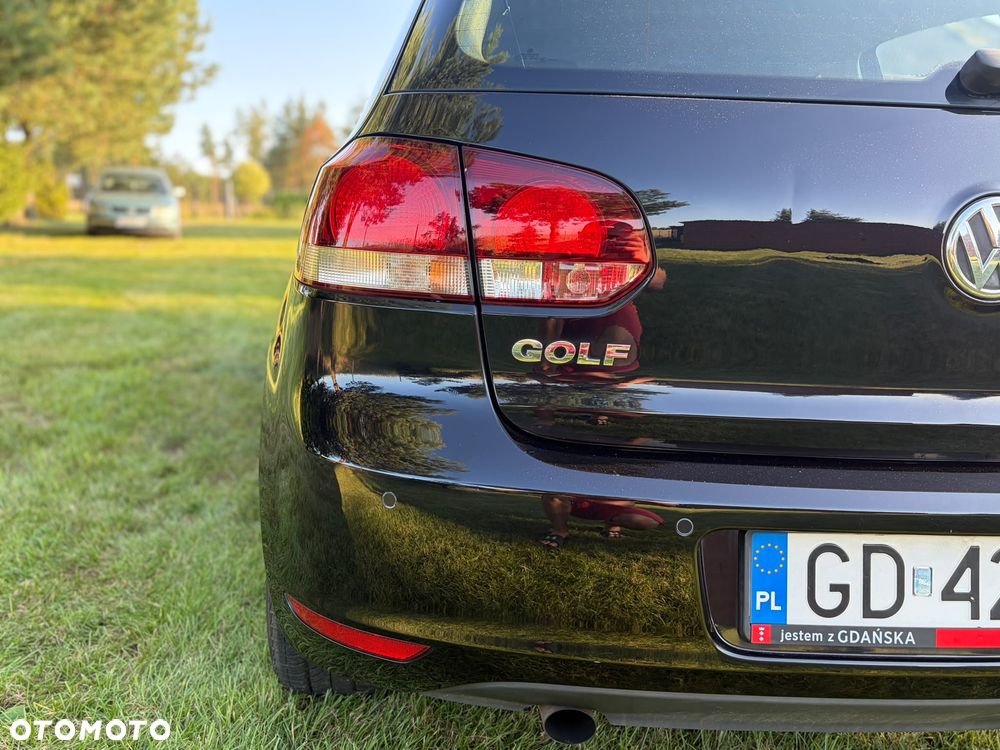 Volkswagen Golf 1.6 TDI Highline - 12