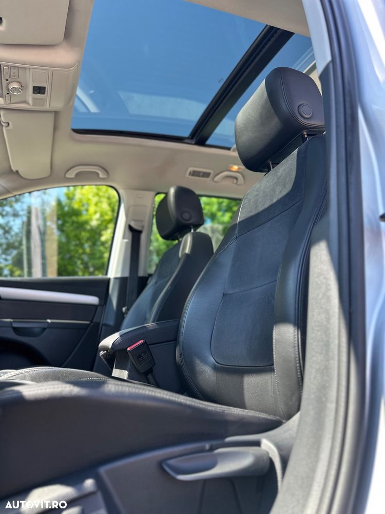 Volkswagen Sharan 2.0 TDI DSG BlueMotion Technology Highline - 4