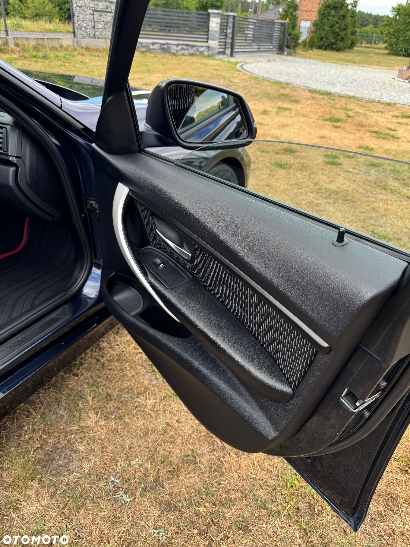 BMW Seria 3 - 32