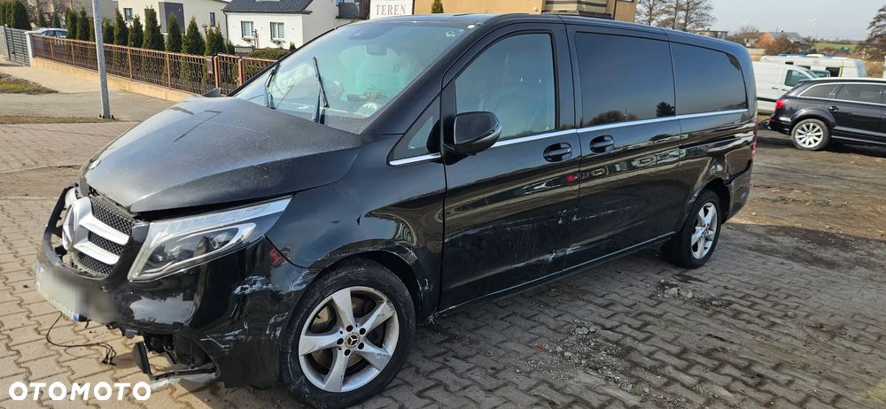 Mercedes-Benz Klasa V - 5