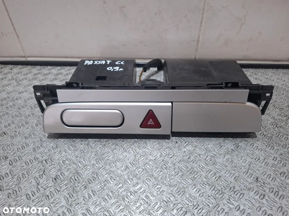 Schowek klawiatura Volkswagen Passat CC 2009 rok nr 3C1857273 nie odbija schowek - 1