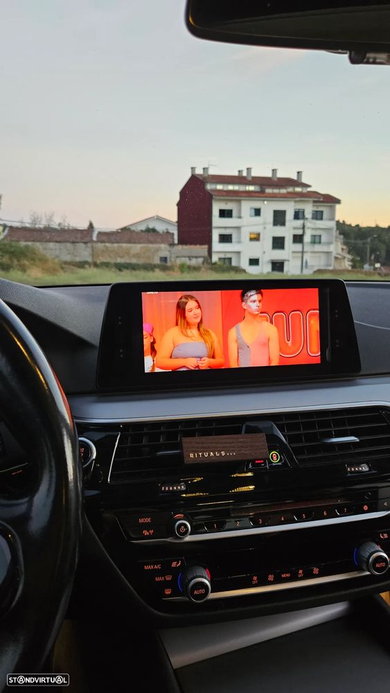 BMW 530 d xDrive Auto - 10