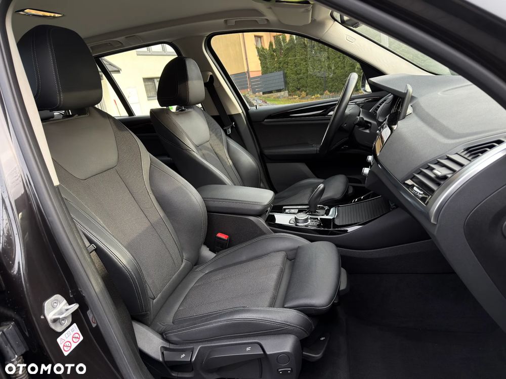 BMW X3 xDrive30i xLine - 38