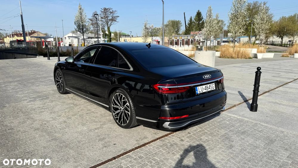 Audi A8 2023 photo 4