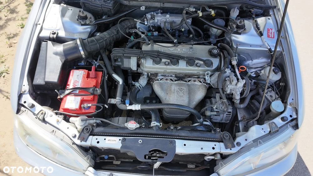 Honda Accord 1.8i S - 8