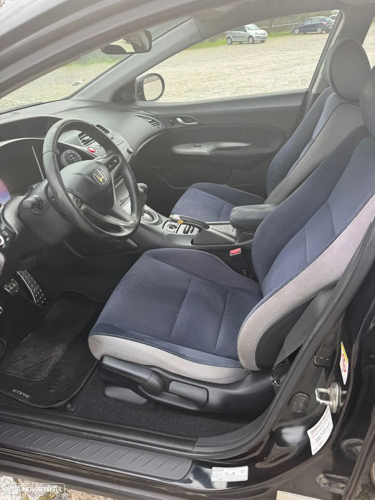 Honda Civic 1.4 Comfort - 8