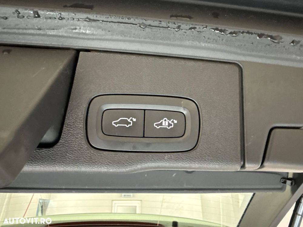 Volvo XC 60 B5 B AWD Core - 16