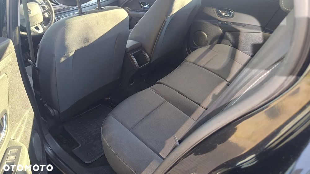 Renault Megane 1.5 dCi Dynamique - 6