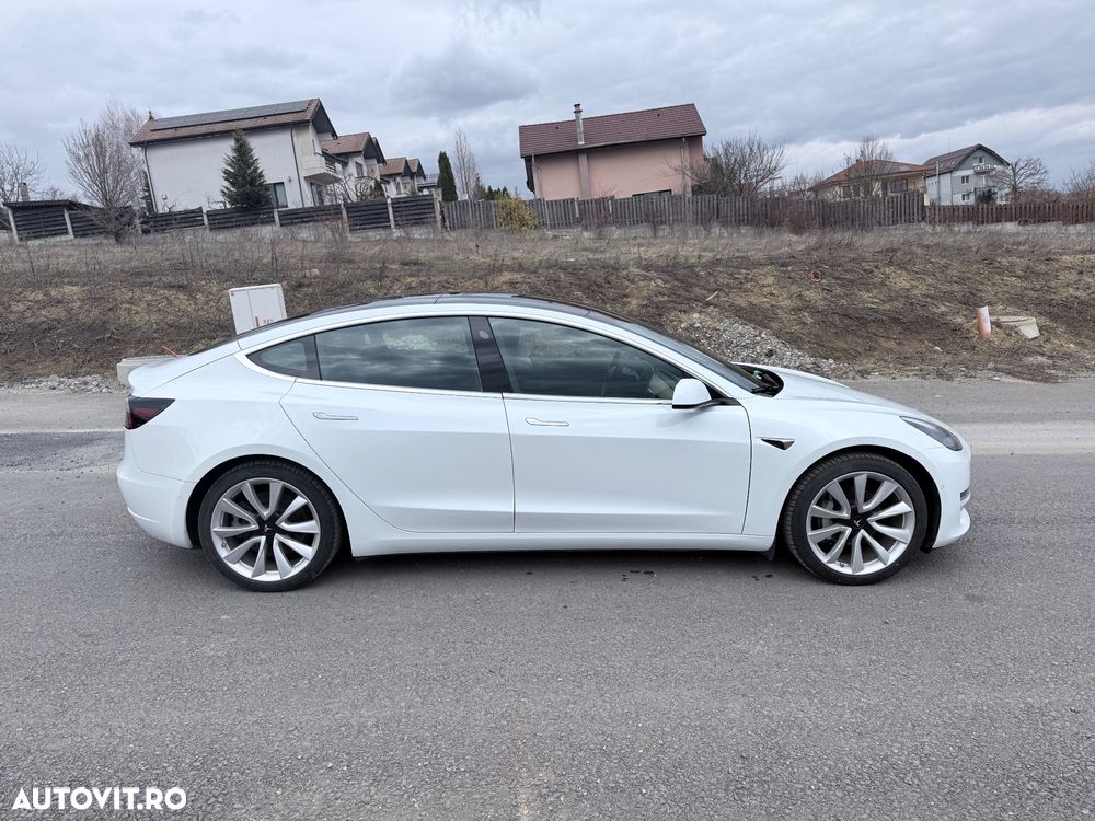 Tesla Model 3 Langstreckenbatterie Allradantrieb Dual Motor - 4