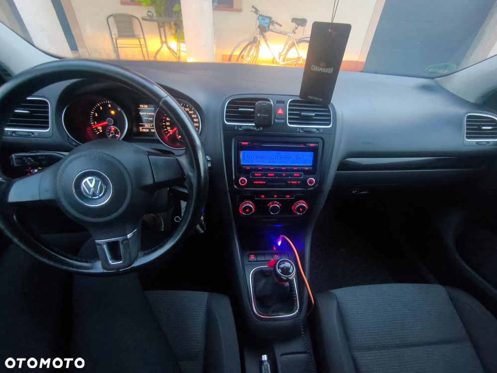 Volkswagen Golf 1.6 Trendline - 10