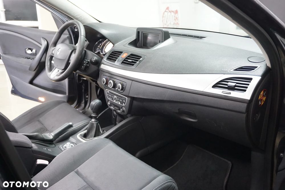 Renault Megane TCe 130 Night and Day - 20