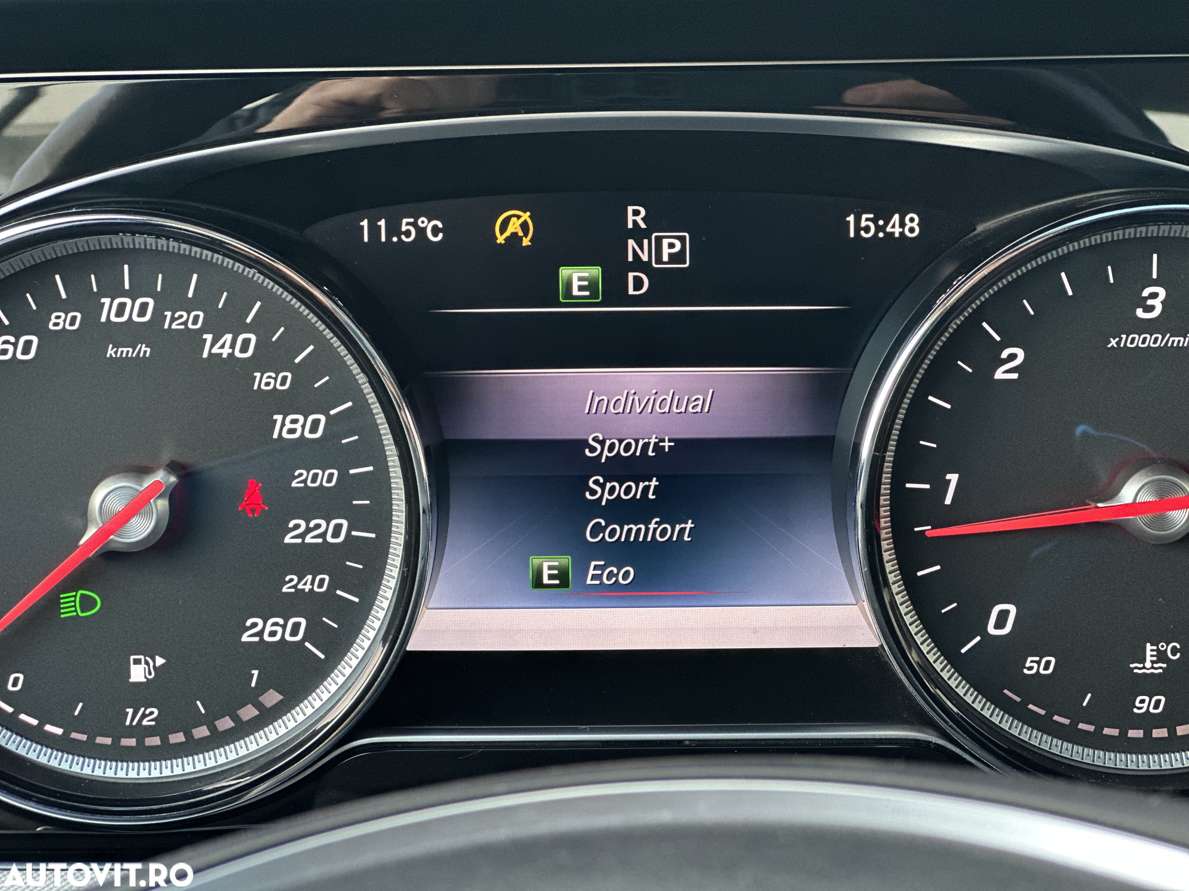 Mercedes-Benz E - 28