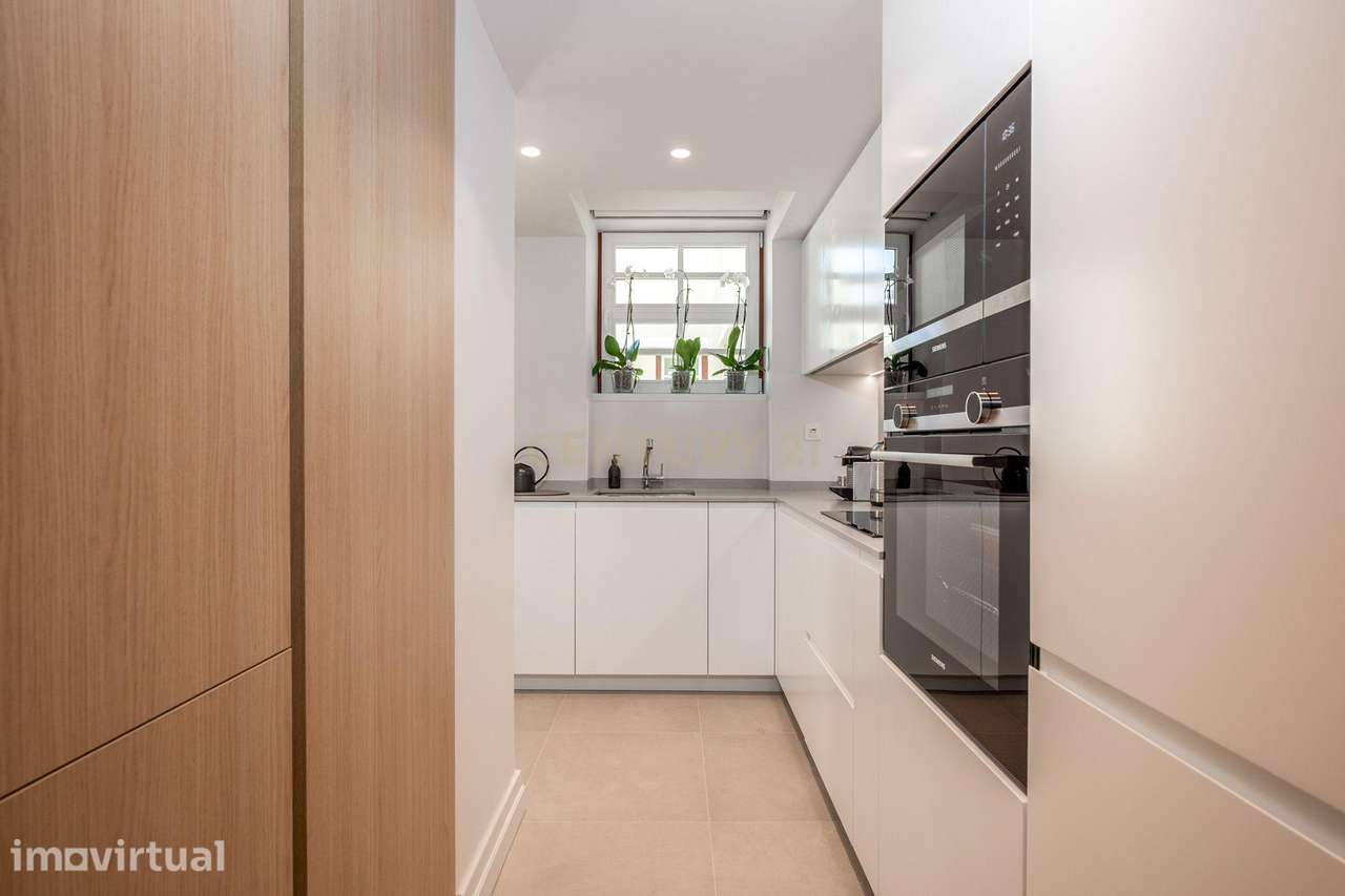 APARTAMENTO T1 DE LUXO COM 2 CASAS DE BANHO - AVENIDAS NOVAS - Grande imagem: 3/31