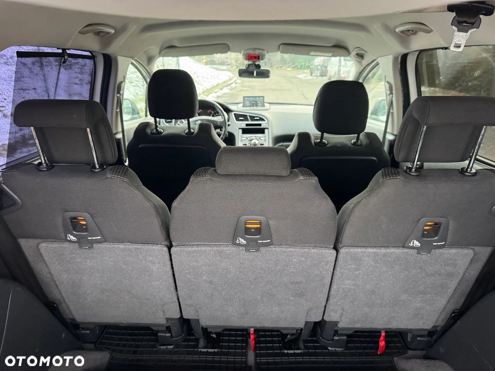 Peugeot 5008 HDI 150 Active - 8