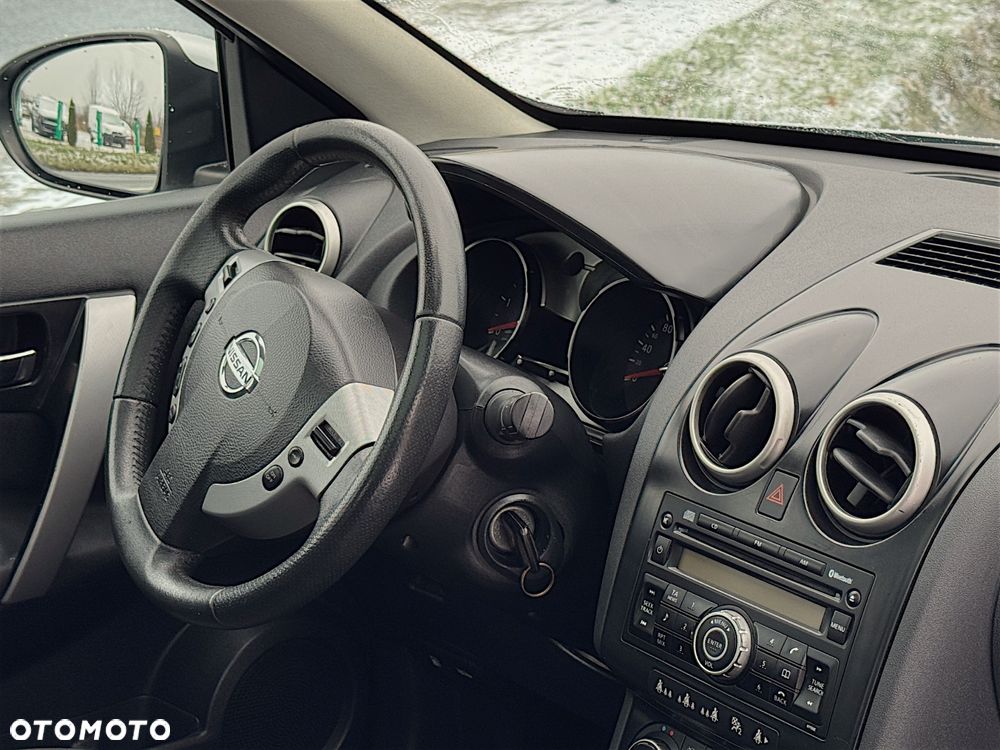 Nissan Qashqai 2.0 dCi DPF acenta - 5