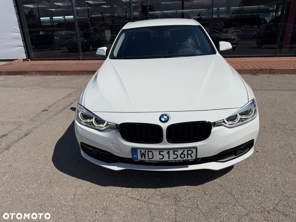 BMW Seria 3 318i Advantage - 3