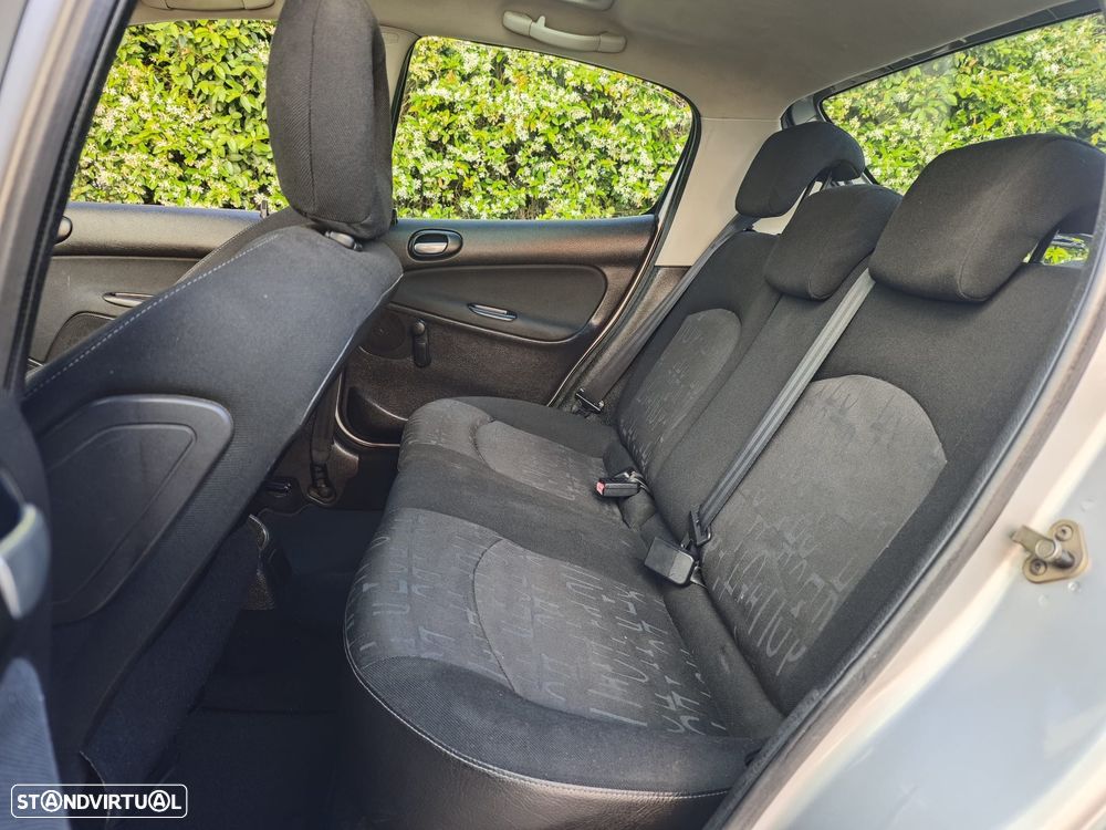 Peugeot 206 1.4 HDi Black & Silver - 19
