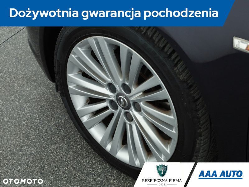 Opel Insignia - 21