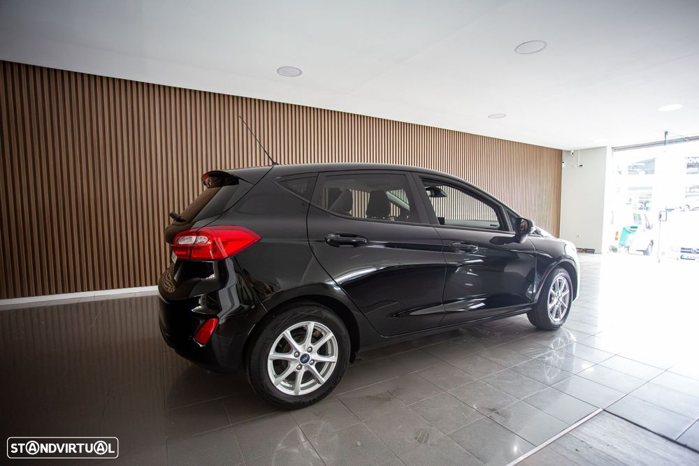 Ford Fiesta 1.0 EcoBoost Business - 4