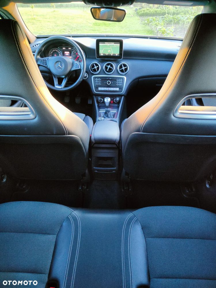 Mercedes-Benz Klasa A 160 d Activity Edition - 14