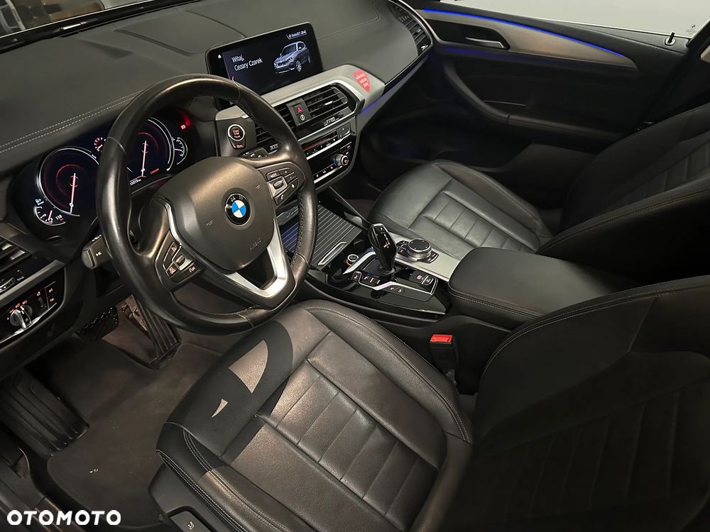 BMW X3 xDrive20d Luxury Line - 16
