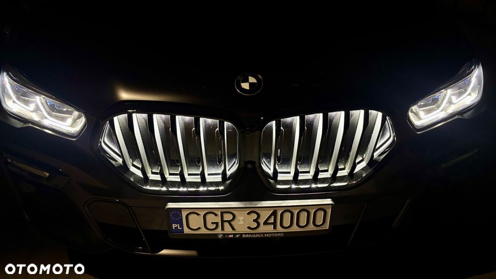 BMW X6 - 24