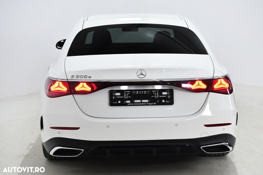 Mercedes-Benz E 300 - 5