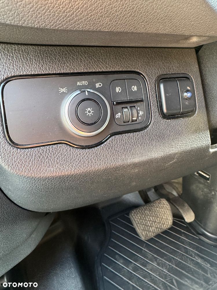 Mercedes-Benz Sprinter 907 - 22