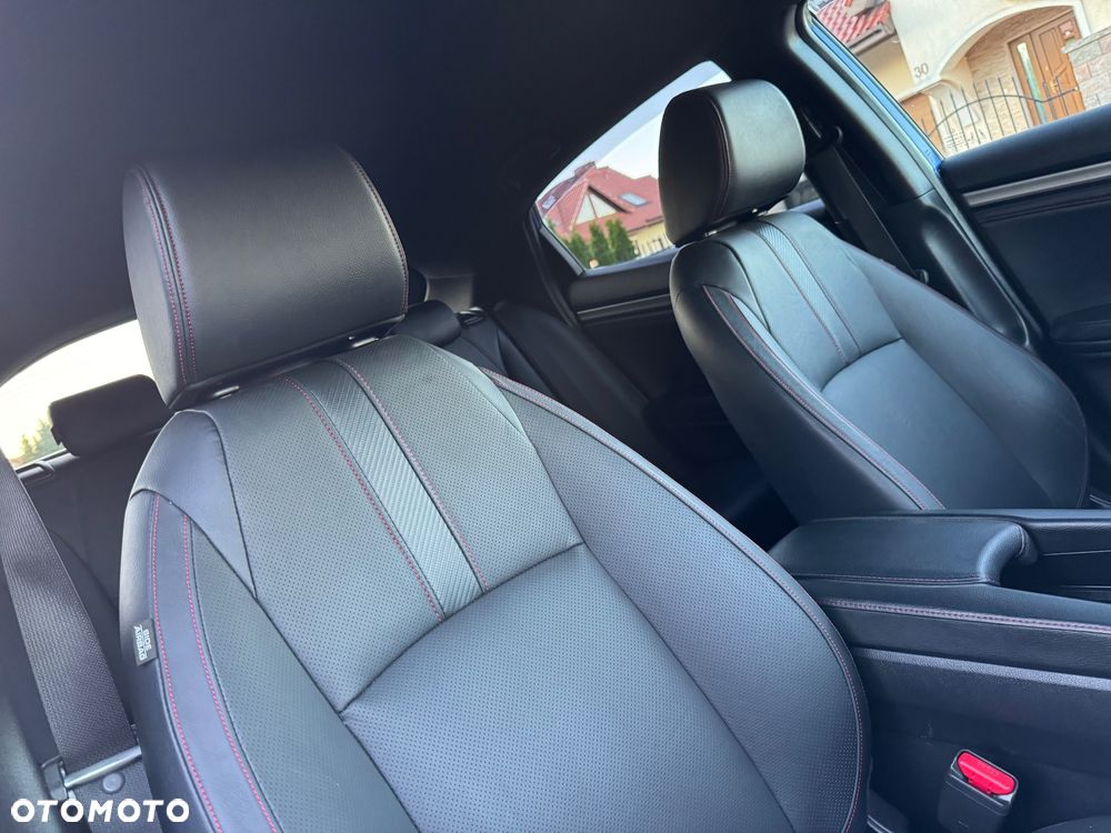 Honda Civic 1.0 i-VTEC Turbo Executive Premium - 32