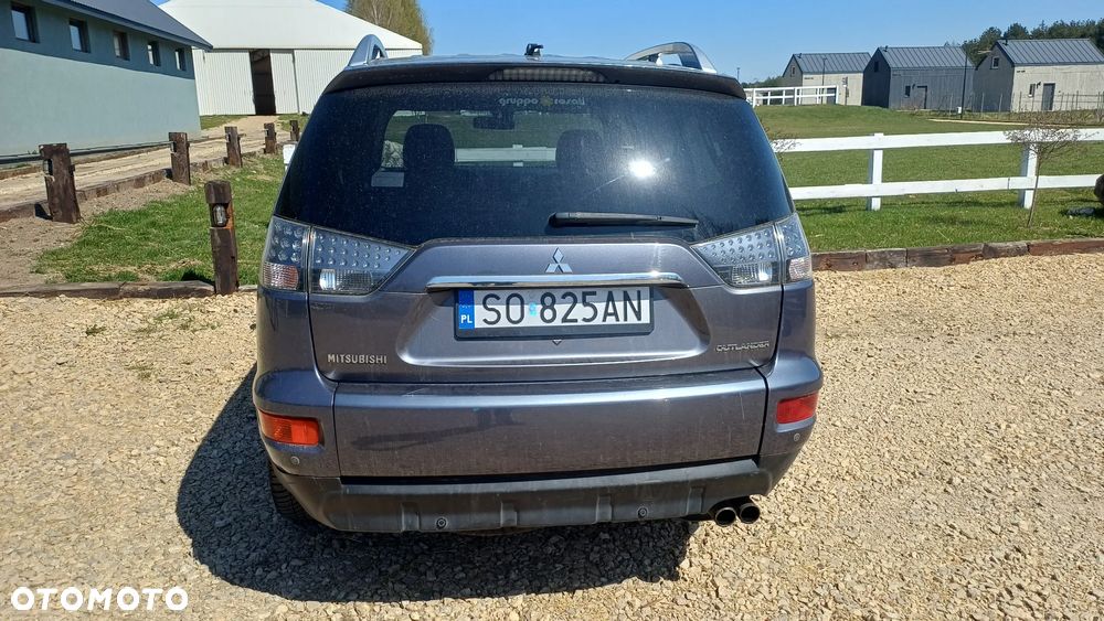 Mitsubishi Outlander 2.0 DI-D 4WD Intense - 8
