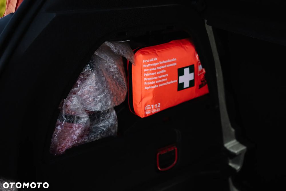 Opel Corsa 1.4 T Color Edition S&S - 18