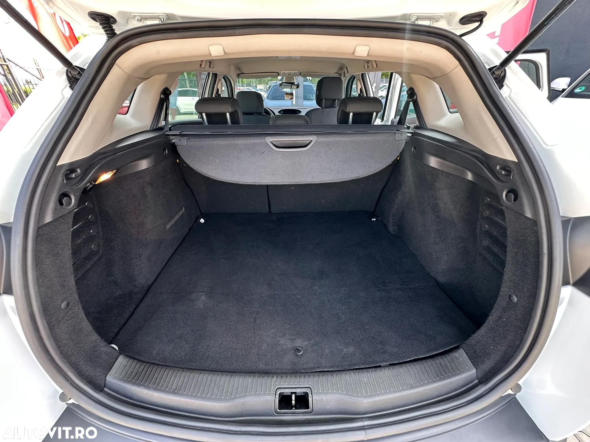 Renault Megane 1.5 dCi Expression - 27