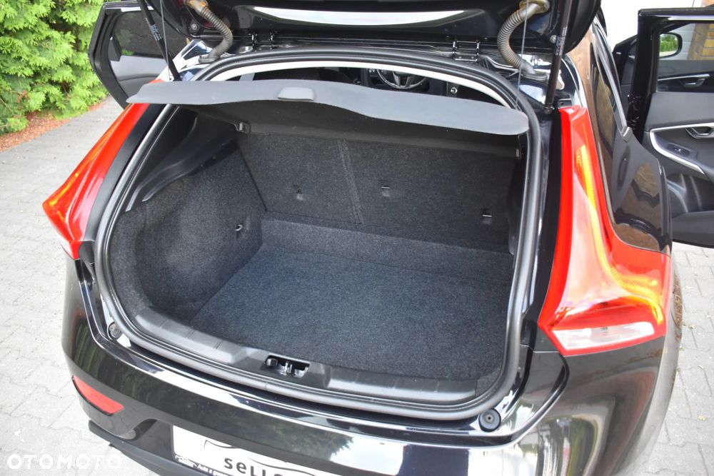 Volvo V40 D3 - 23