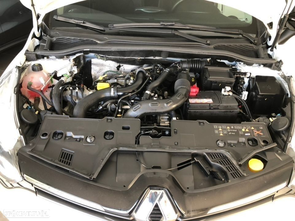 Renault Clio 0.9 TCe Limited - 19