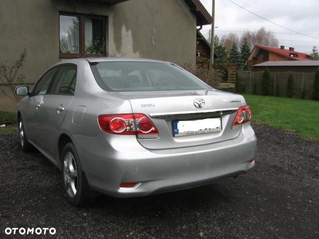 Toyota Corolla 1.6 Luna - 5
