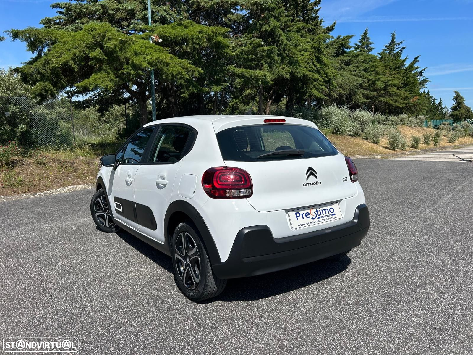 Citroën C3 1.2 PureTech Shine - 6