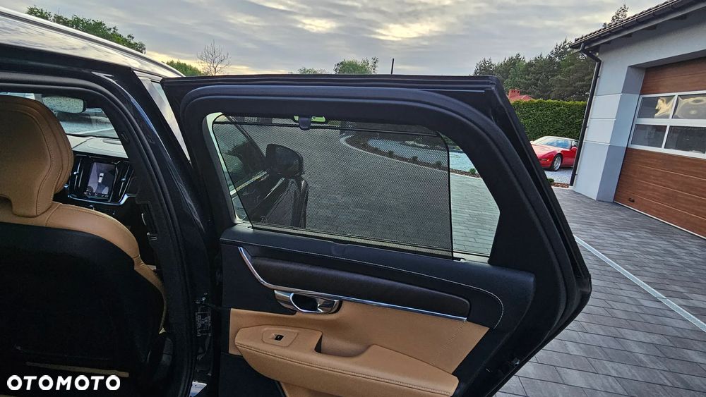 Volvo V90 Cross Country - 15
