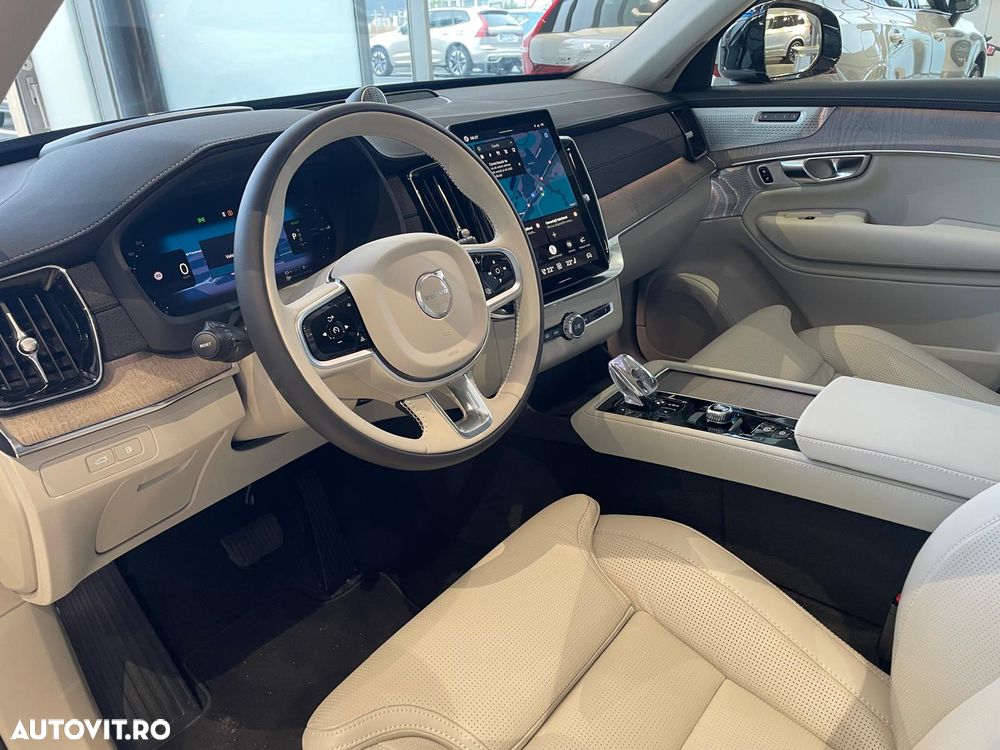 Volvo XC 90 T8 AWD PHEV Ultra Bright - 12