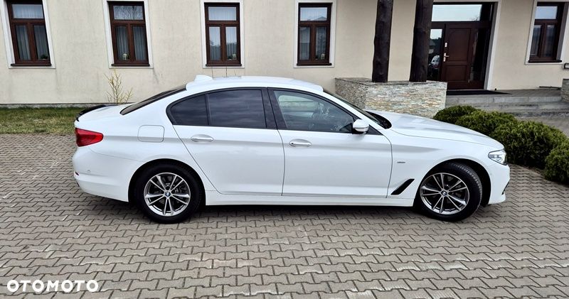 BMW Seria 5 520d Efficient Dynamics Sport Line sport - 10