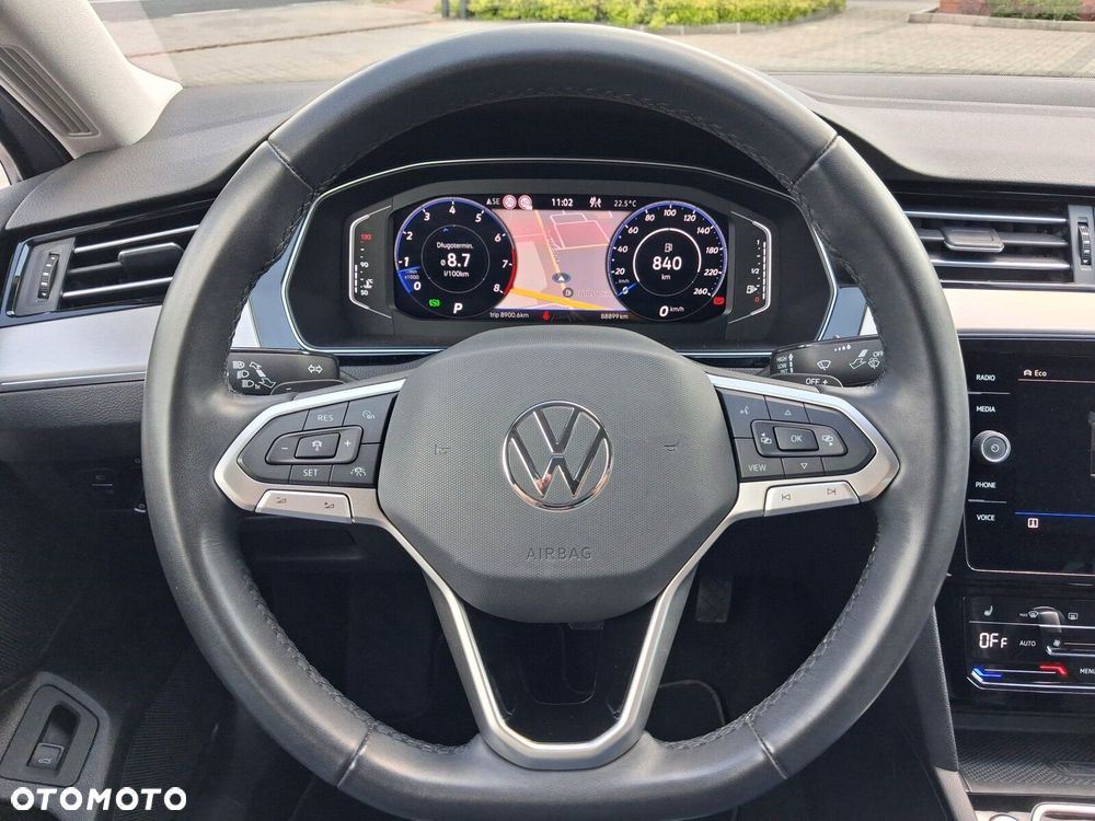 Volkswagen Passat - 7