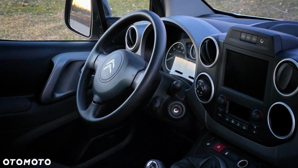 Citroën Berlingo Multispace PureTech 110 SHINE - 10