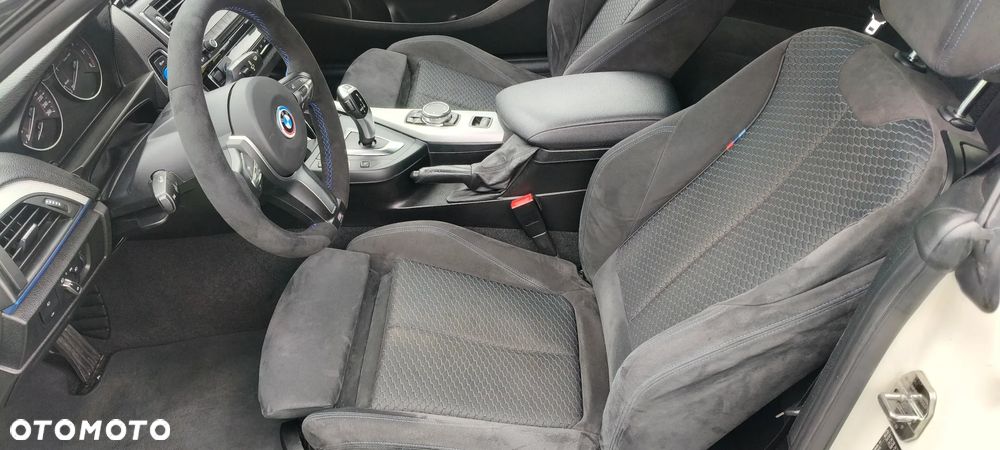 BMW Seria 2 220d M Sport sport - 14