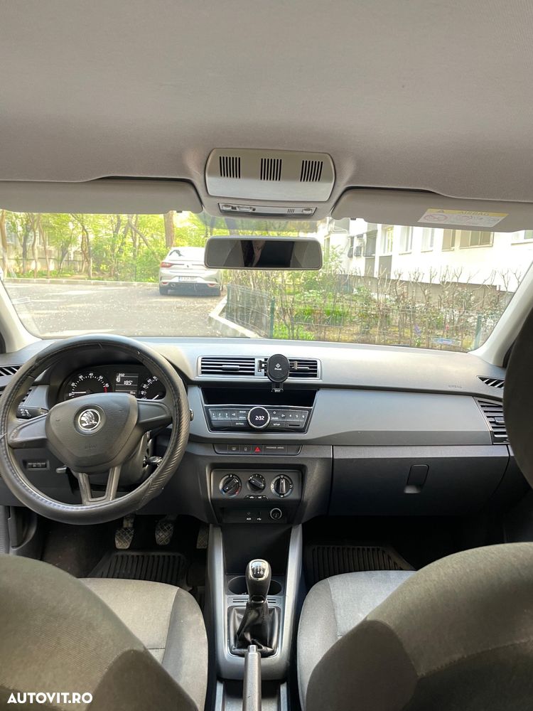 Skoda Fabia 1.0 Active - 8