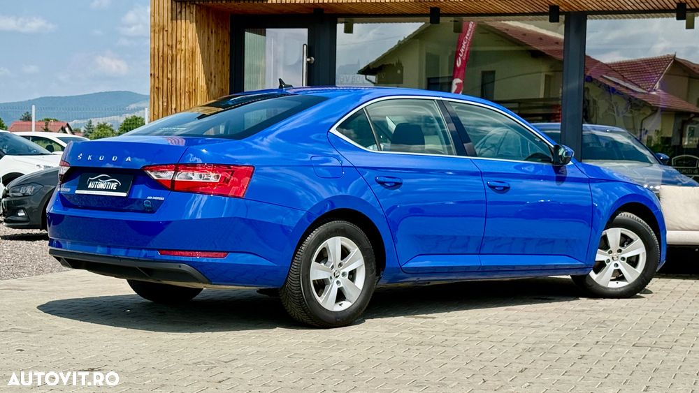 Skoda Superb 1.5 TSI DSG Ambition - 10