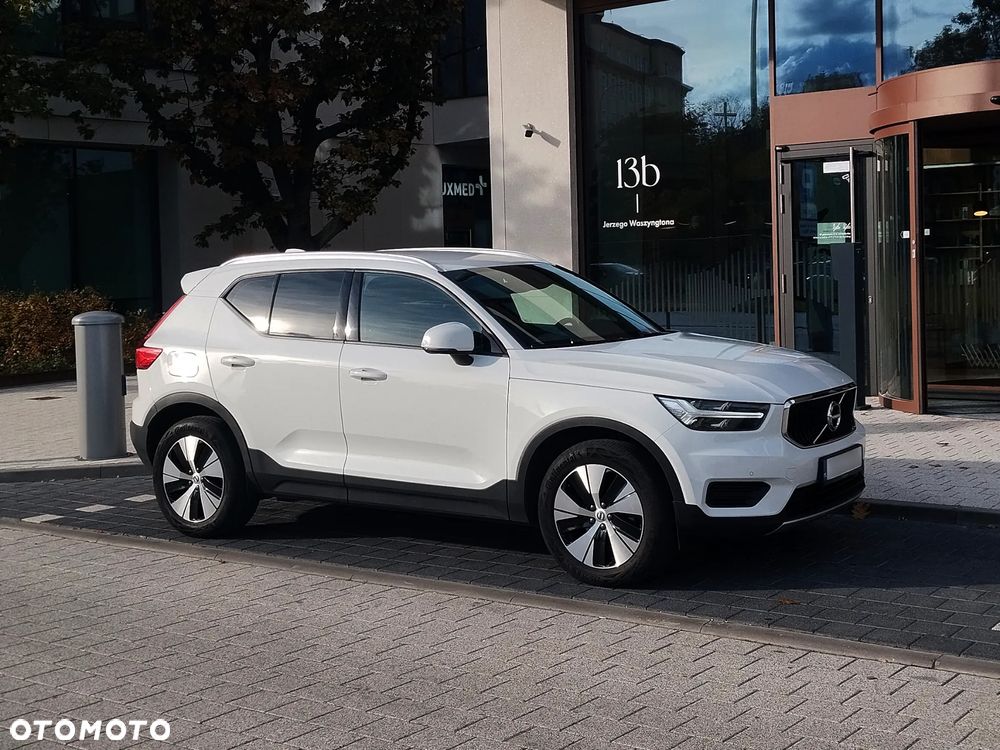 Volvo XC 40 T3 Momentum - 2