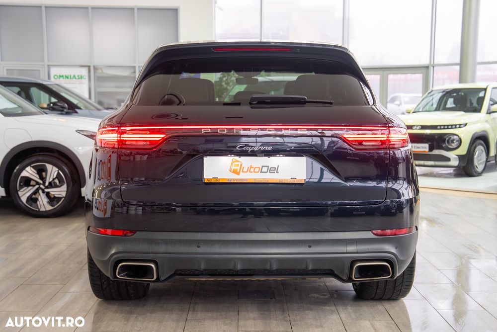 Porsche Cayenne Tiptronic S - 9